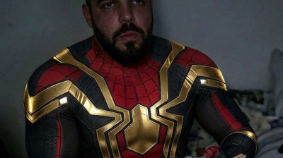 Caveiragames vendo homem aranha 4 (bônus)