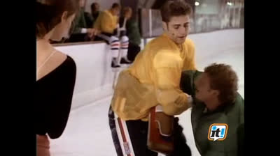 Beverly Hills 90210 - 2x19 - Fuoco e ghiaccio