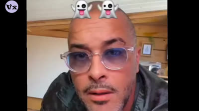 Une poupée louche