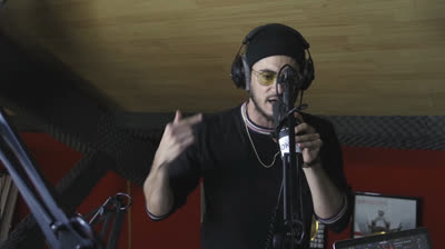 Deen Burbigo - Freestyle COUVRE FEU (OKLM Radio)