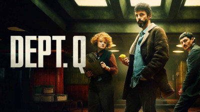 Dept Q 01 (Jussi Adler-Olsen-Scott Frank+Chandni Lakhani Netflix-2025) S01E01