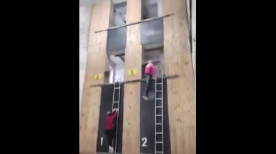 La "igualdad de género" está muy bien hasta que tus hijos están quemándose vivos en el 5º piso de un edificio.
