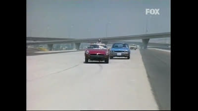 Chips 02x01 Alti E Bassi