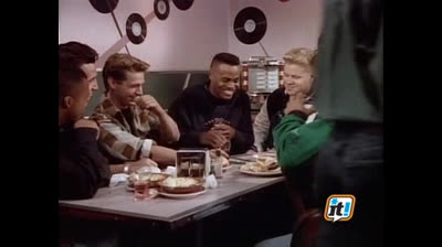 Beverly Hills 90210 - 3x10 - Una festa a sorpresa