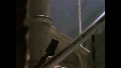 Renegade - 4x01 nozze con spari