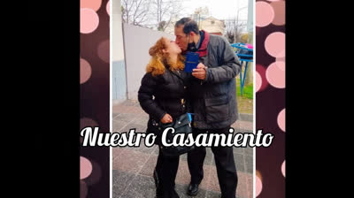 CASADOS Y FELICES  (CANCION)