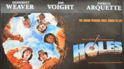 Holes ~ Shia LaBeouf-Sigourney Weaver-Jon Voight (Louis Sachar-Andrew Davis 2003)