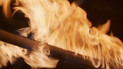 05 Le Baiser du feu (Kissed by Fire)