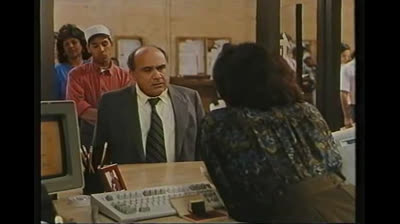 Mezzo professore tra i marines (1994)