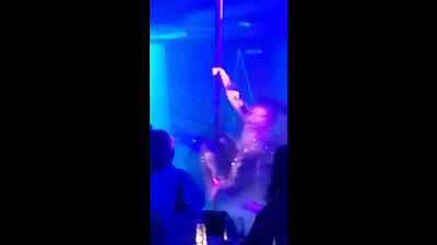 danse sur barre suspendu 2