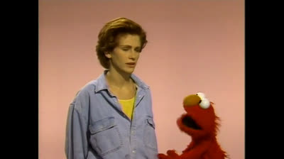 Elmo says boo